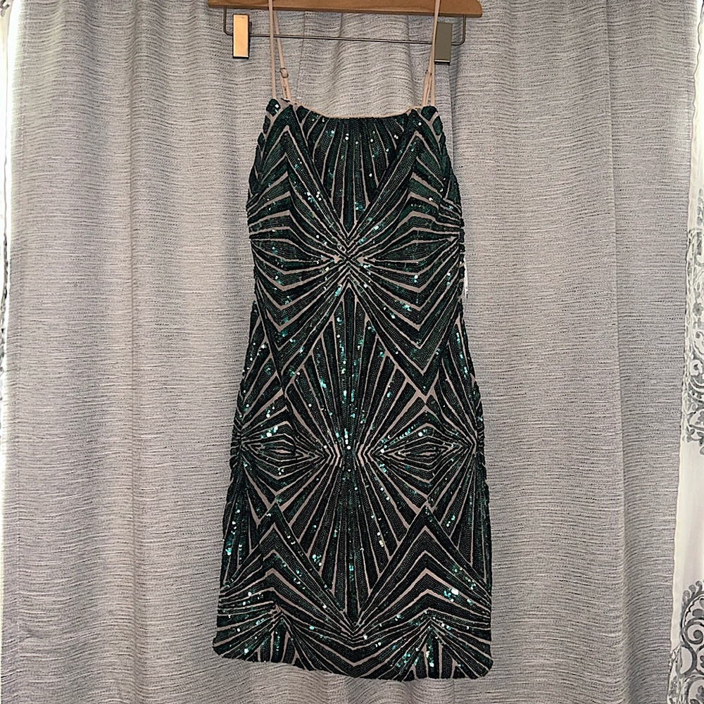 Women’s Lulus formal dress